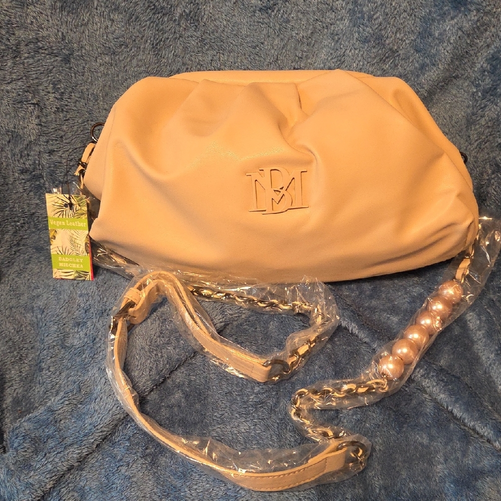 Badgley Mischka Cream Shoulder Bag